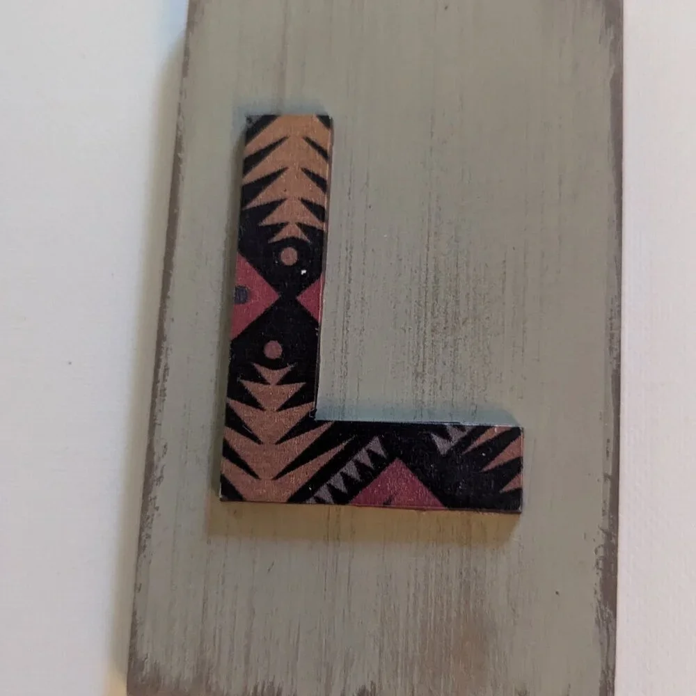 NWT Rustic Letter 'L' Wood Sign Farmhouse Zig Zag Michael's Fall Home Wall Decor - Picture 3 of 7